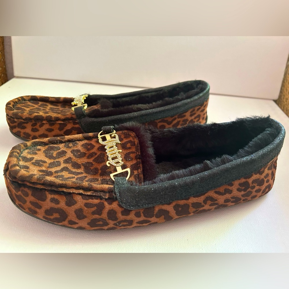 Juicy Couture Slippers Size 8